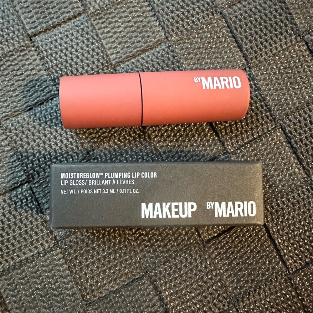 Makeup by Mario MoistureGlow Plumping Lip Color